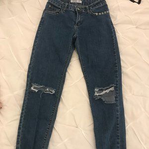 Ripped Skinny Jeans with silver detail